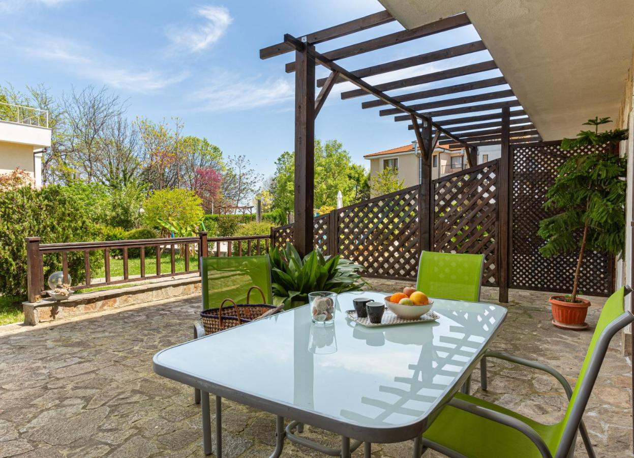 Aparthouse Paradise Bay Apartment Sozopol Ngoại thất bức ảnh