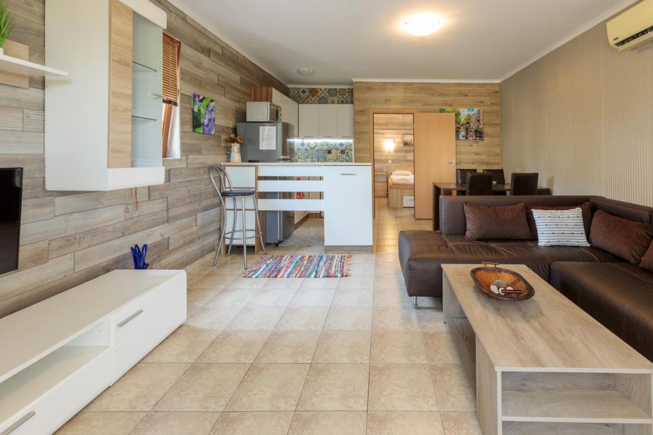 Aparthouse Paradise Bay Apartment Sozopol Ngoại thất bức ảnh