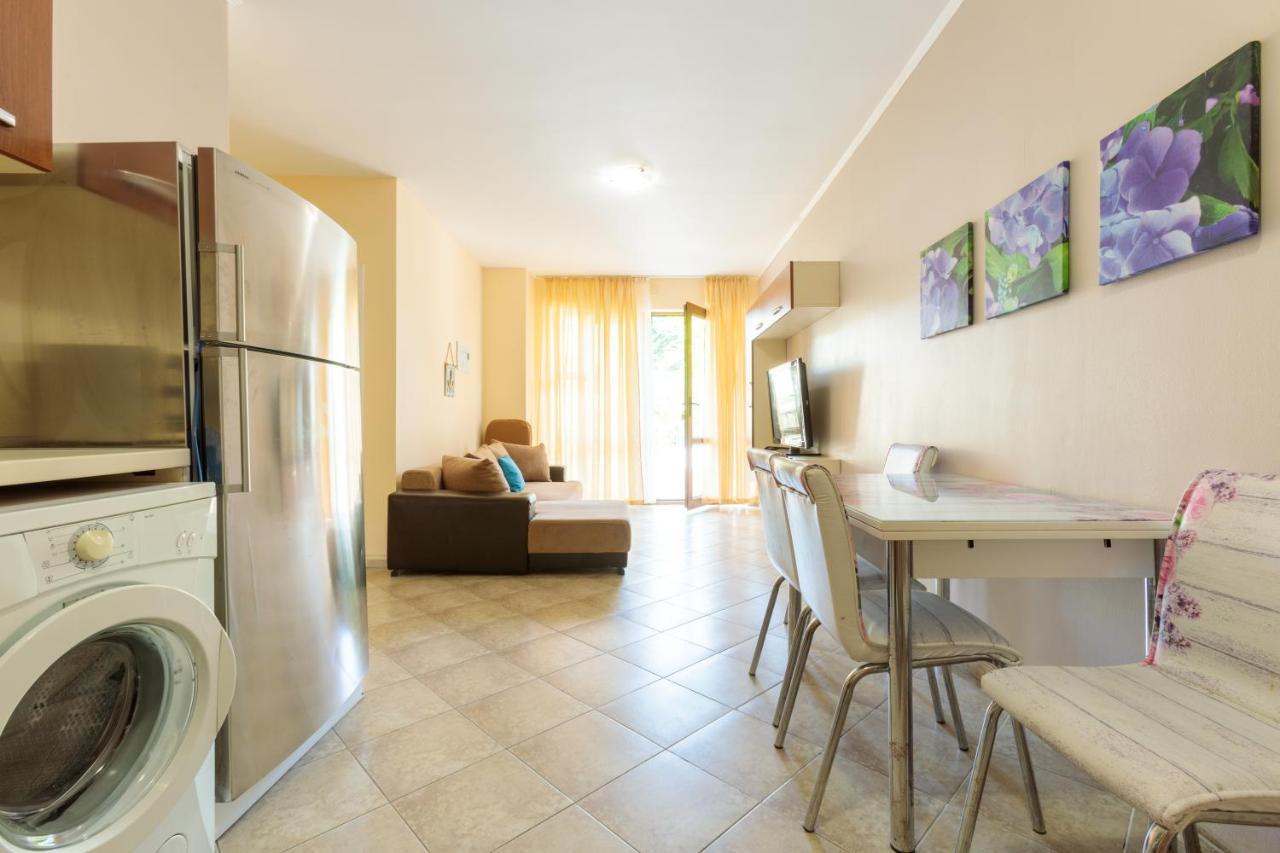 Aparthouse Paradise Bay Apartment Sozopol Ngoại thất bức ảnh