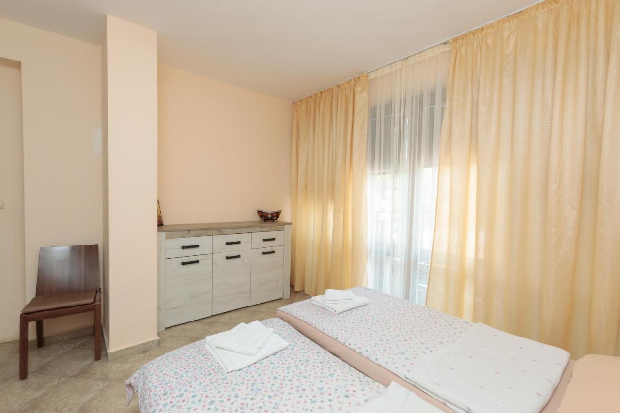Aparthouse Paradise Bay Apartment Sozopol Ngoại thất bức ảnh