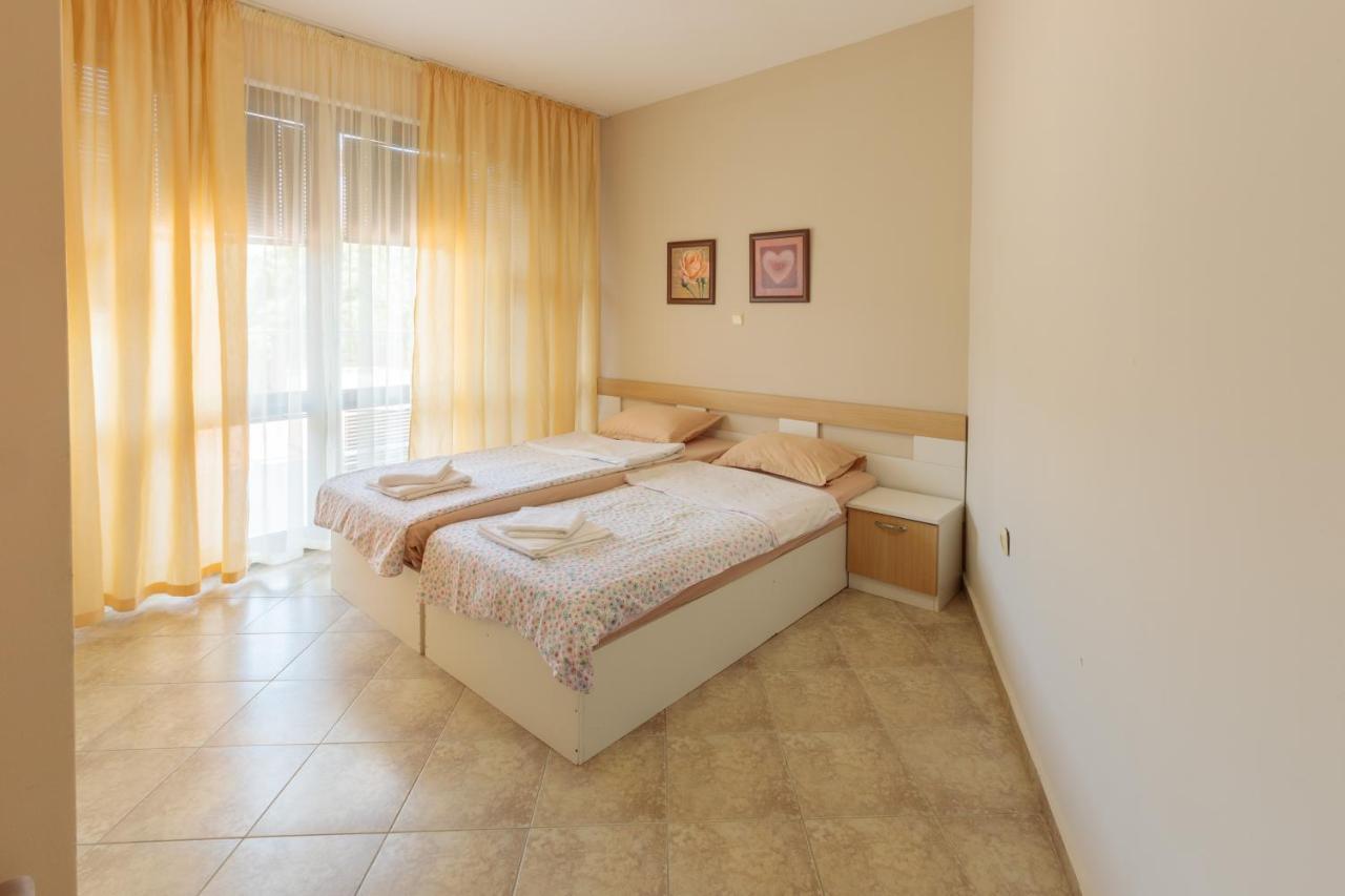 Aparthouse Paradise Bay Apartment Sozopol Ngoại thất bức ảnh