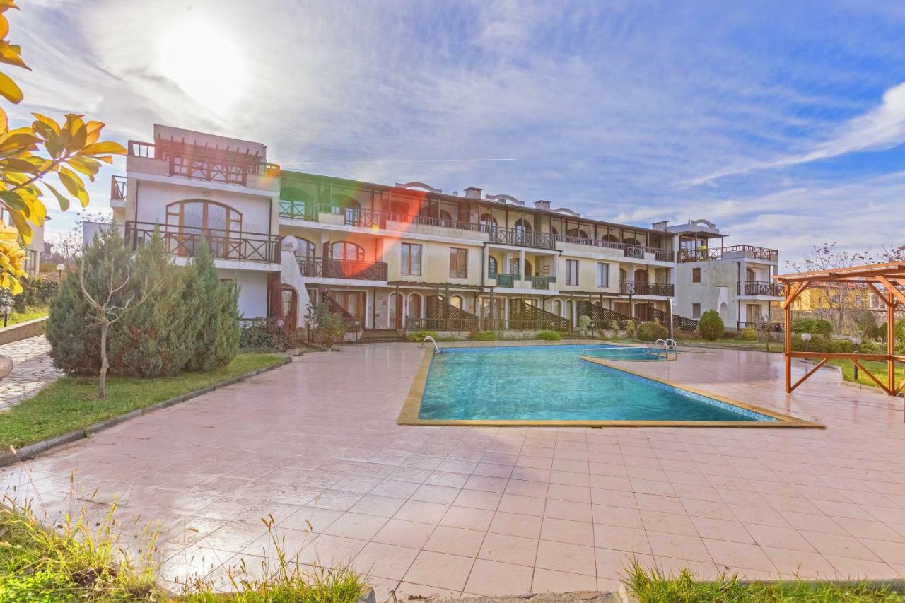 Aparthouse Paradise Bay Apartment Sozopol Ngoại thất bức ảnh